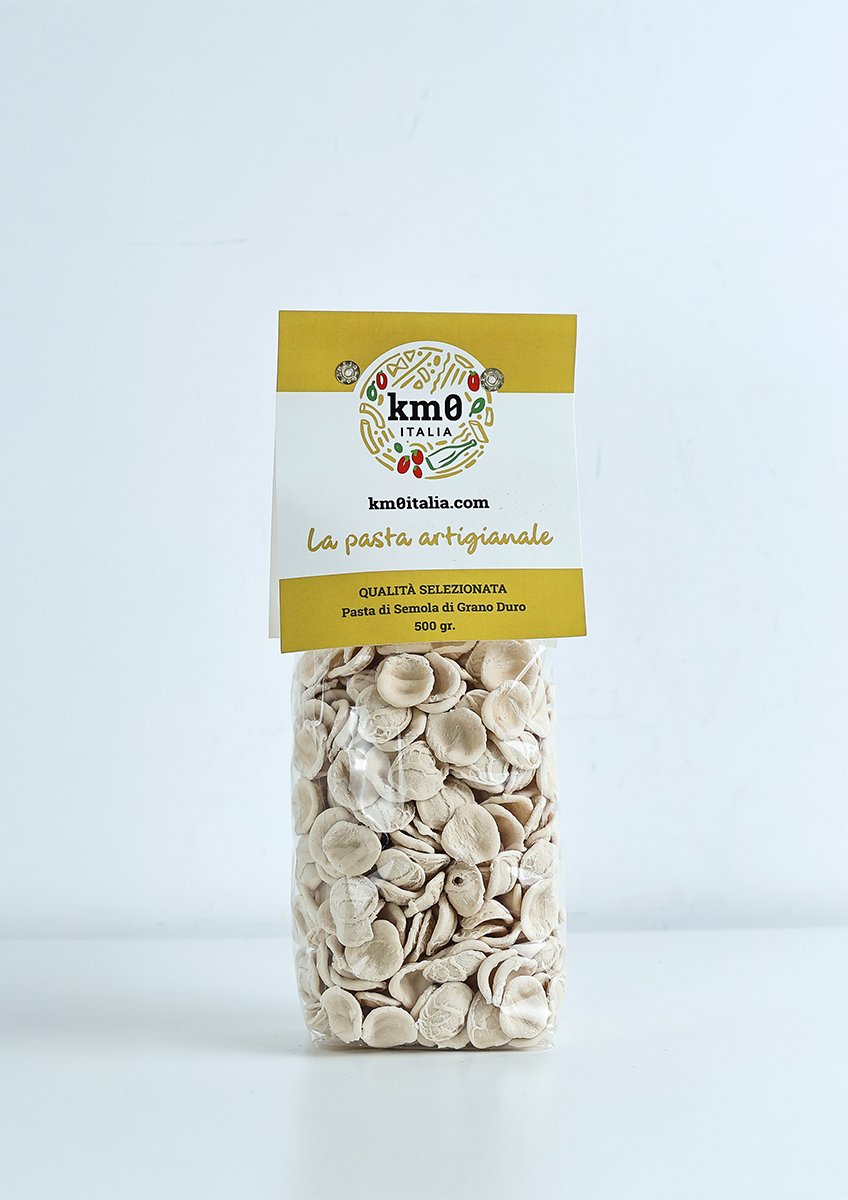 Orecchiette pasta artigianale pugliese tipica con superficie ruvida