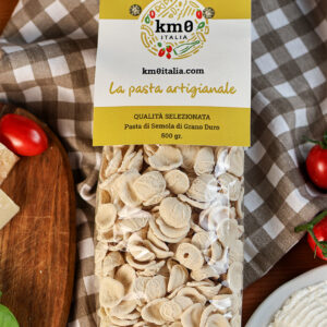 Orecchiette pasta artigianale pugliese tipica con superficie ruvida