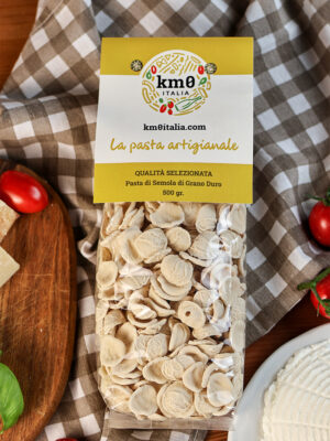 Orecchiette pasta artigianale pugliese tipica con superficie ruvida