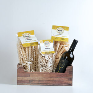 Cascetta regalo con pasta artigianale e vino campano Aglianico o Catalanesca